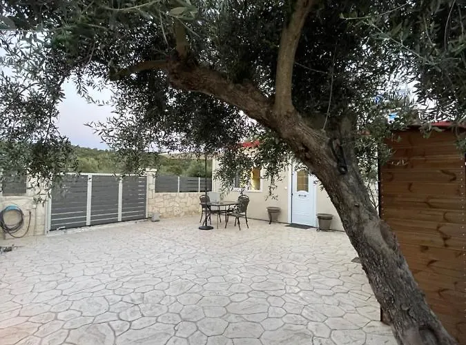 Elia House